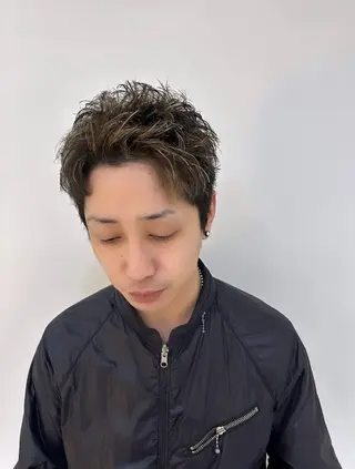 メンズ メンズ特化美容師👾 チカのヘアスタイル