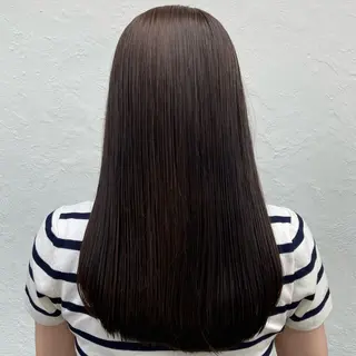 カラー しおり🍬 KOKORO🤍のヘアスタイル