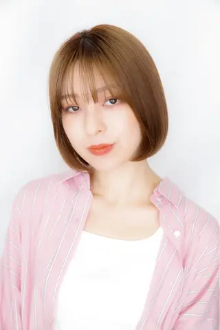 ショート カラー パーマ ヘアアレンジ 🩵美艶髪×透明感 カラー×質感再生💚のヘアスタイル