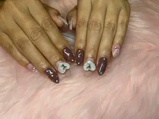 ネイル Nailsalon Little Rのネイルデザイン