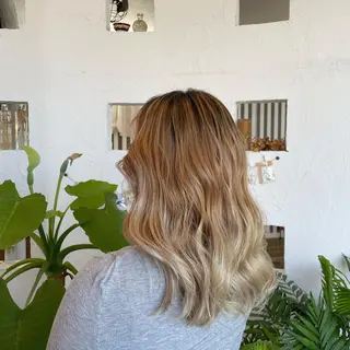 ロング カラー 🌸小掛🌸 豊橋外国人風カラーのヘアスタイル