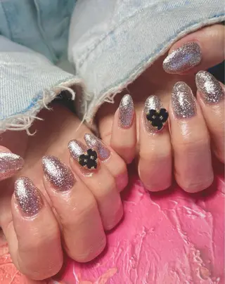 ネイル 加瀬 アンジェリーのネイルデザイン