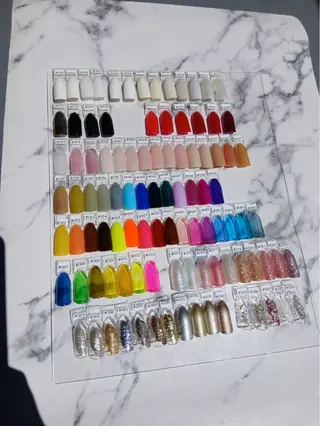 ネイル Lilvera所属・中村 春菜のネイルデザイン