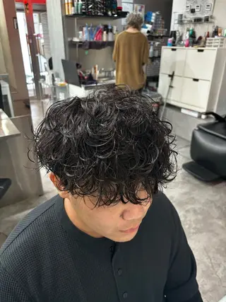 パーマ メンズ メンズ特化✨️ 韓国風パーマ🔥一八のヘアスタイル