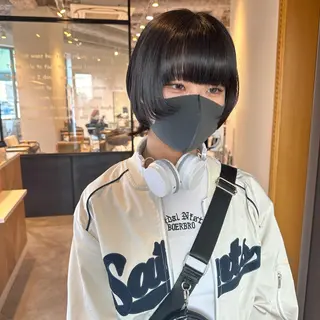 ショート 大阪ウルフカット ハッシュカットのヘアスタイル