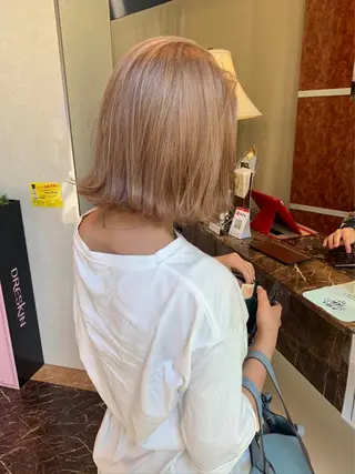 ロング カラー olino/西田辺 エフェクトブリーチのヘアスタイル