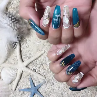 ネイル NEO Beauty Salon所属・𝐍𝐄𝐎 𝐉𝐔𝐑𝐈のネイルデザイン