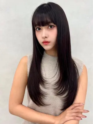 ロング 🇰🇷韓国レイヤー 艶カラー／田川佑紀のヘアスタイル