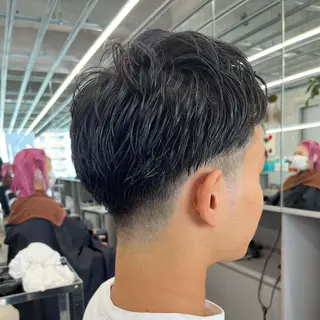 ショート メンズ ダブルカラー/ ケアブリーチ/クニトのヘアスタイル