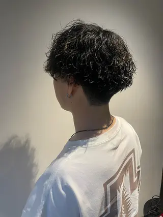 パーマ メンズ AMI NAMIHIRAのヘアスタイル
