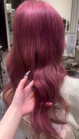 ロング 名嘉 穂乃花のヘアスタイル