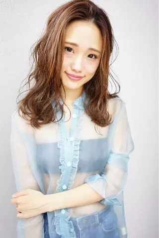 ロング ハイトーン/レイヤー /ケアブリーチ石川治のヘアスタイル