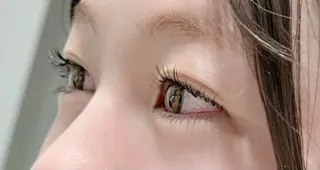 マツエク・マツパ en.total beauty salon所属・森 まやのネイルデザイン