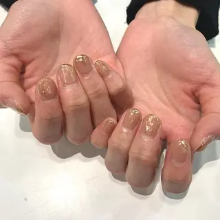 ネイル La Sente　居留地所属・岸本 みなみのネイルデザイン