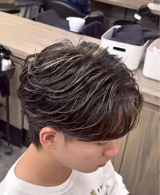 カラー パーマ メンズ センターパート/ニュ アンス🔥SHUYAのヘアスタイル