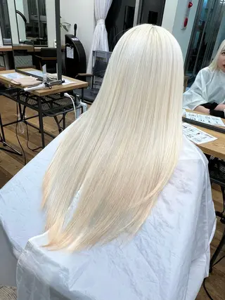ロング カラー belle 表参道 terrace所属・抜きっぱなしブロンド /ハイトーン/カナタのヘアスタイル