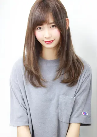 セミロング カラー 森 海のヘアスタイル