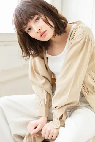 ミディアム カラー Ash 武蔵小杉店のヘアスタイル