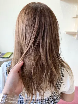 セミロング カラー coeur所属・中川 茜里のヘアスタイル