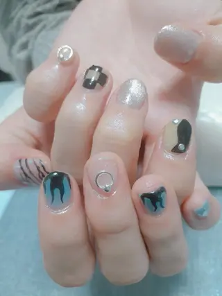 ネイル 鈴木 憂維のネイルデザイン