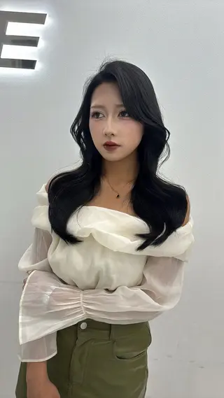 カラー 🎀愛されgirly ヘア🫧Ayakaのヘアスタイル