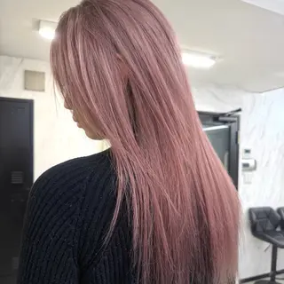 ロング カラー シールエクステ特化 ハイトーン、NANAのヘアスタイル