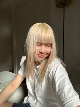 カラー 小川 鈴佳のヘアスタイル