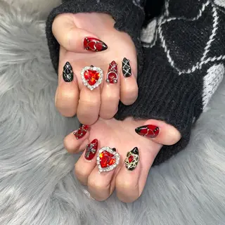 ネイル RICO NAIL所属・RICO Nail パーツつけ放題🌈のネイルデザイン