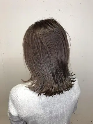 ミディアム ミルクティーベージュ 山本勝志のヘアスタイル