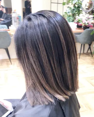 ミディアム salowin 原宿 aroa所属・韓国／ハッシュカット ／透明感カラー／金野のヘアスタイル