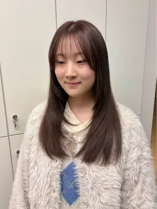 ロング カラー LOMARLIE / CHIKA🫧のヘアスタイル