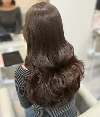 ロング カラー ヘアアレンジ amane໒꒱·うる 艶トレンドガーリーのヘアスタイル