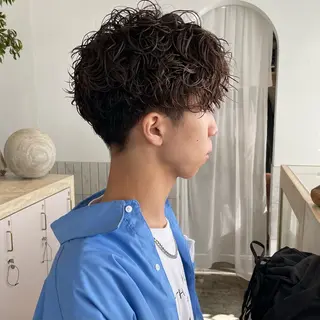 パーマ メンズ スギヤマ ショウゴのヘアスタイル