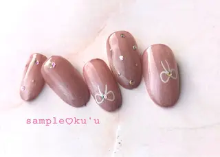 ミディアム サロンku'u所属・salon kuuのネイルデザイン