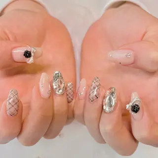 ネイル nail salon e'mu💐のネイルデザイン