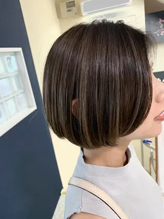 ショート ヨシミ カズヤのヘアスタイル