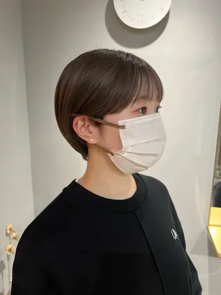 ショート akane/ボブ /オリーブ/ブラウンのヘアスタイル