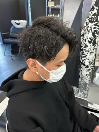 ミディアム カラー パーマ メンズ トップスタイリスト/ 久徳大輝のヘアスタイル