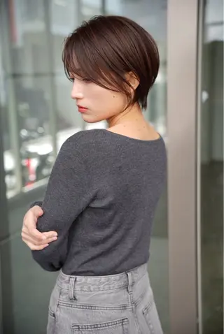 ショート カラー soigne 表参道【ソワネ】所属・艶髪🩰透明感カラー 🫧あやみのヘアスタイル