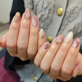 ネイル 🌲🌳🚪iiit o🌲🌳🌲のネイルデザイン