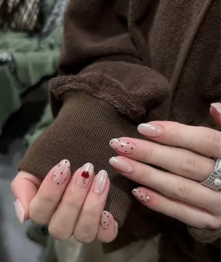 ネイル ソルネイル所属・ソルネイル ナナのネイルデザイン