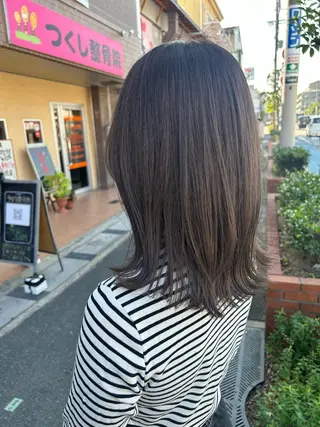 ミディアム カラー 馬場 瑞穂のヘアスタイル
