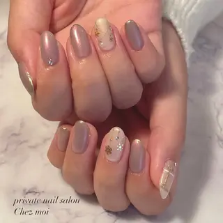 ネイル KOMINE TOMOKOのネイルデザイン