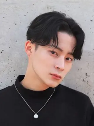 メンズ MENSFEEL 南森町所属・日置 結人のヘアスタイル
