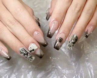 ネイル RINA 🤍のネイルデザイン