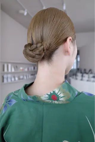 ミディアム tukka soin KOBE所属・nagi/ヘアセット /メイクのヘアスタイル