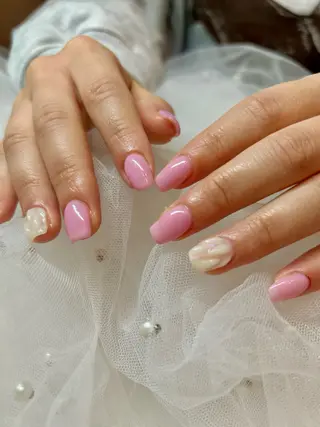 ネイル takara nail所属・takara射水高岡 マグネット韓国ポップのネイルデザイン