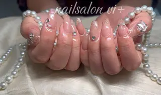ネイル nailsalon vi+新人LiLiのネイルデザイン