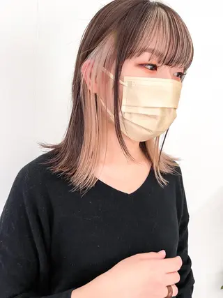 セミロング ハイトーンカラー RYUのヘアスタイル