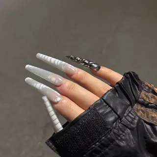 ネイル IROHA NAIL 北村菜帆のネイルデザイン